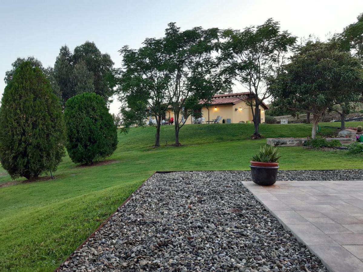 Agriturismo La Sorgente Фонтебланда Экстерьер фото