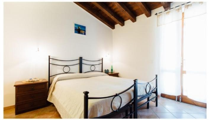 Agriturismo La Sorgente Фонтебланда Экстерьер фото