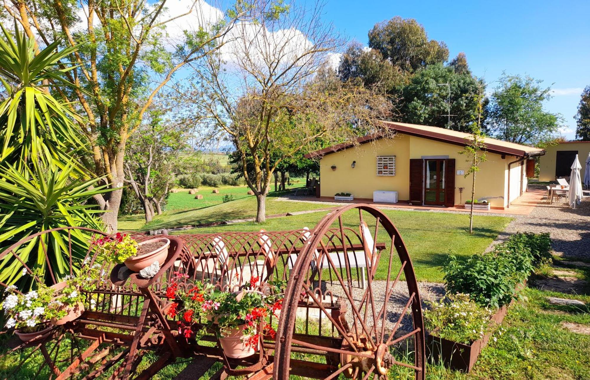 Agriturismo La Sorgente Фонтебланда Экстерьер фото